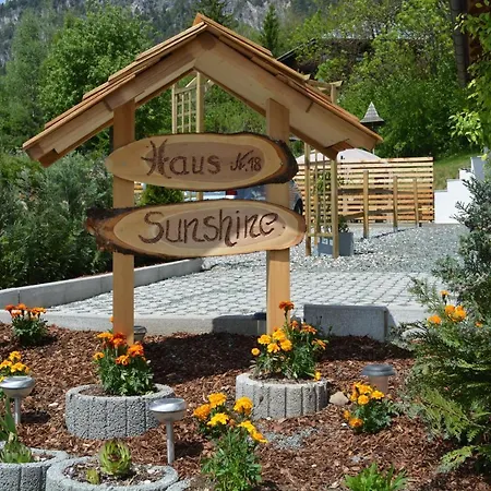 Haus-sunshine *